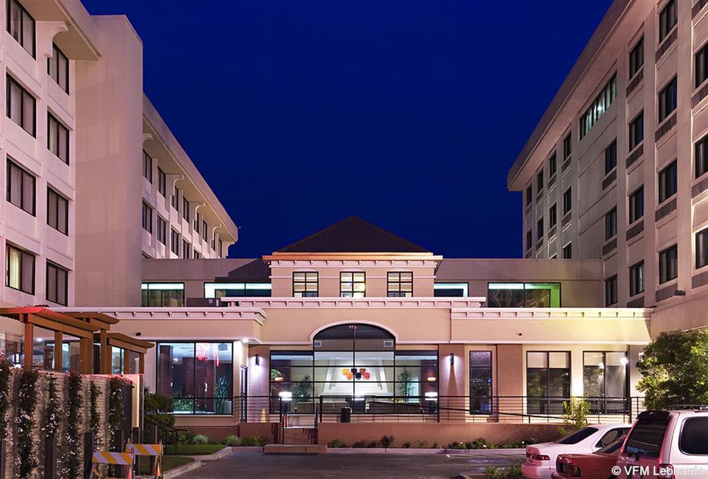 Готель Doubletree By Hilton San Francisco South Airport Blvd Саут-Сан-Франциско Екстер'єр фото