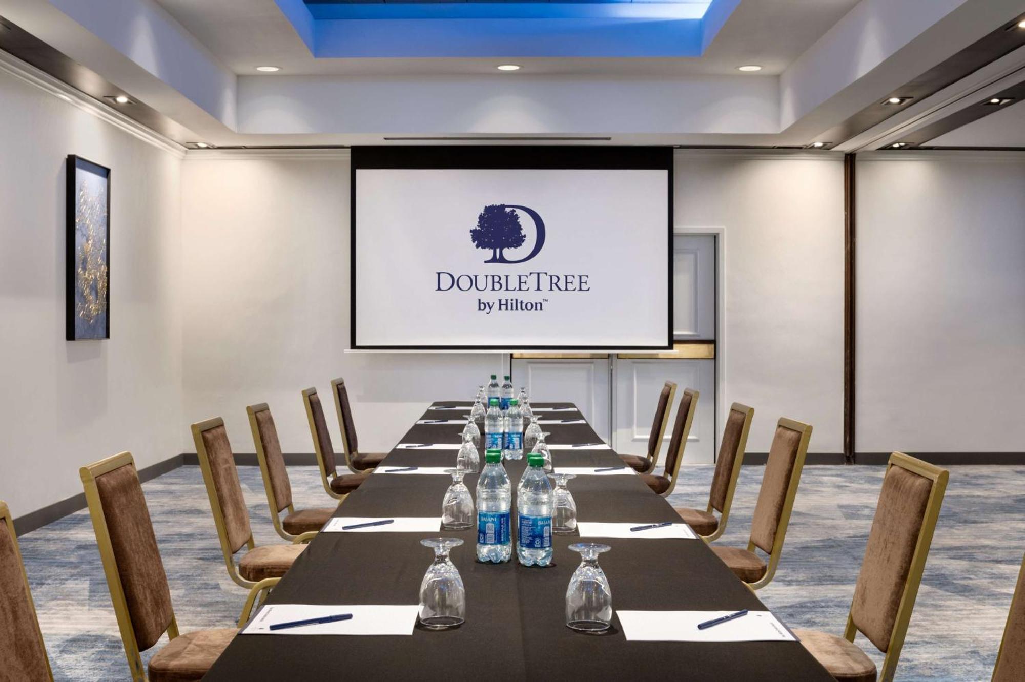 Готель Doubletree By Hilton San Francisco South Airport Blvd Саут-Сан-Франциско Екстер'єр фото